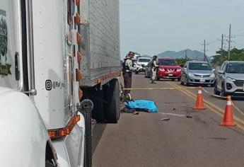 Motociclista fallece en El Limón de los Ramos, Culiacán, en un fuerte accidente