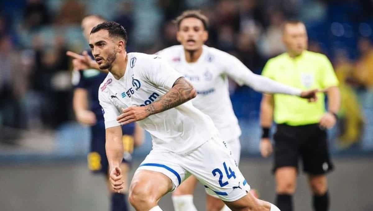 Luis Chávez festejando su primer gol en Europa. FOTO: Dinamo Moscú