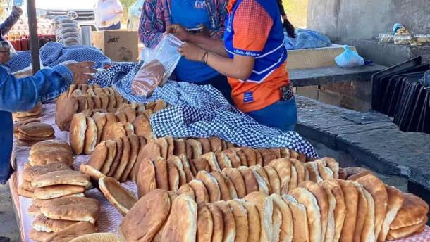 Pan de mujer en Santa María; parada obligada de turistas y locales en El Fuerte 