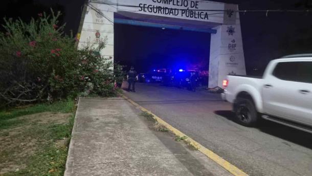 Policías del Estado localizan a un hombre baleado frente al Centro de Justicia de Sinaloa 