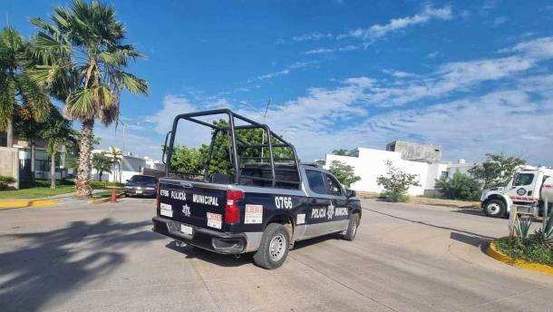 En un «ratito» se roban tres vehículos en Culiacán