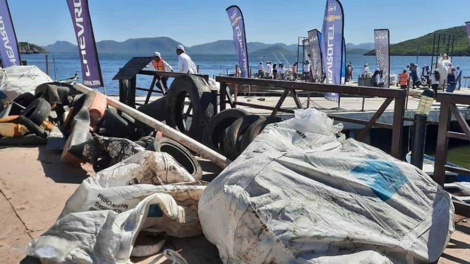 «Pescan» 7.4 toneladas de plástico en el Tercer Torneo de Pesca «Bahía Limpia 2023»