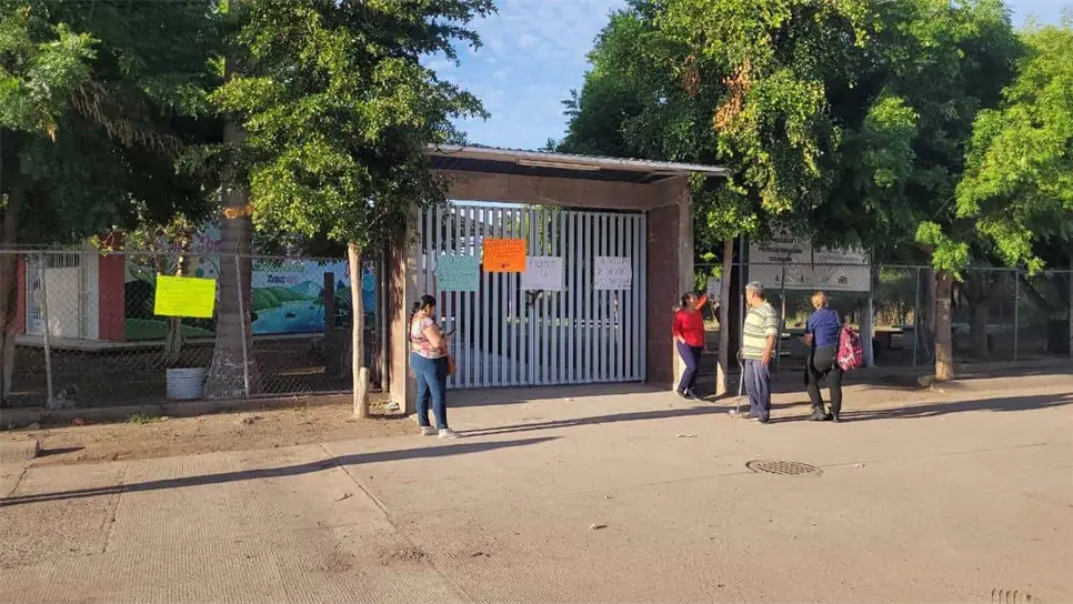 Por recibir clases al aire libre, reportan casos de dengue dentro de kinder en Los Mochis