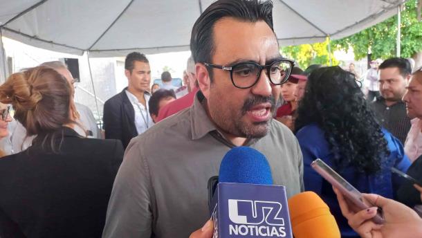 Funcionarios del Ayuntamiento que aspiren a candidaturas deben renunciar a su cargo: Gámez Mendívil
