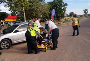 Estudiante de la UAdeO se pasa un alto y provoca accidente en Los Mochis