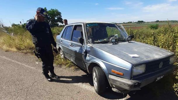 Dos hermanos de Zapatillo, Mocorito, terminan lesionados tras chocar contra un vehículo
