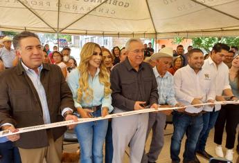 Rocha Moya inaugura obras y entrega apoyo a emprendedores en Badiraguato