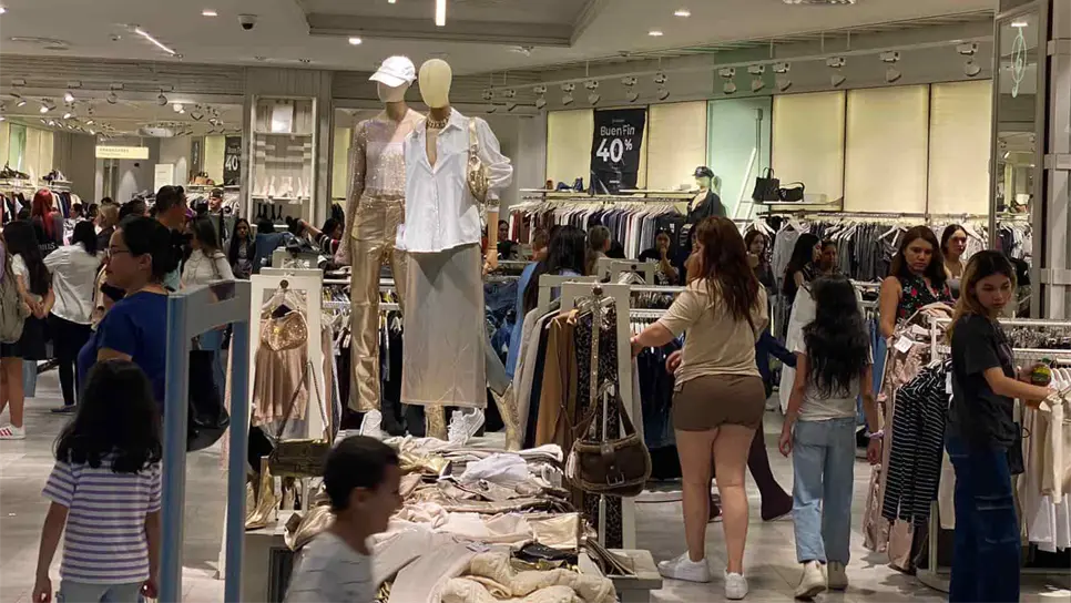 Plaza Fórum en Culiacán.