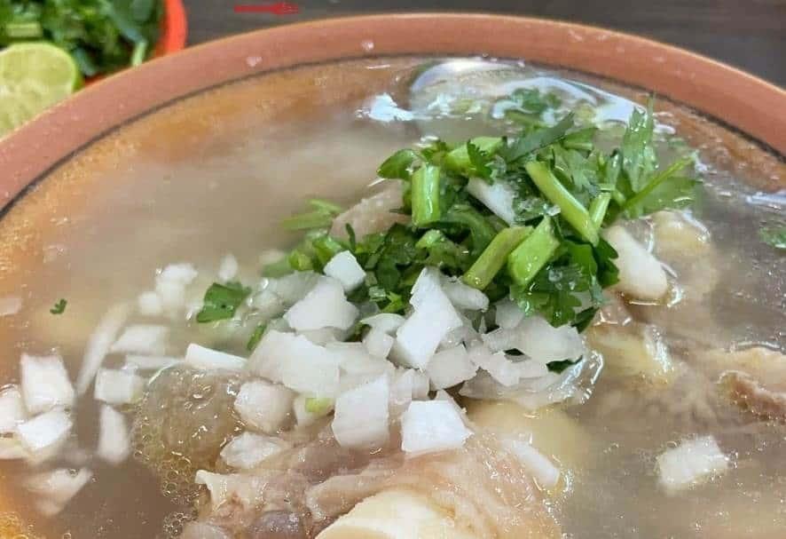 Menudo, el desayuno por excelencia en Sinaloa todos los domingos