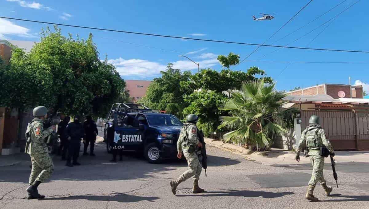 Operativo de militares en la colonia Colinas de la Rivera en Culiacán