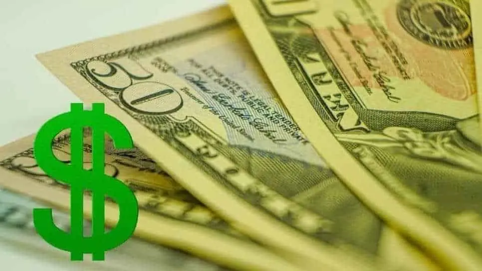 El dólar se sigue devaluando poco a poco. FOTO: Pexels