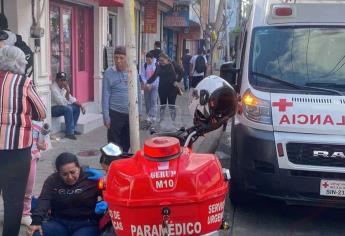 Mujer cae de un camión en Culiacán al pedir la bajada y no detenerse
