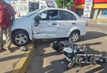 Un motociclista se fractura una pierna tras accidentarse en Culiacán 