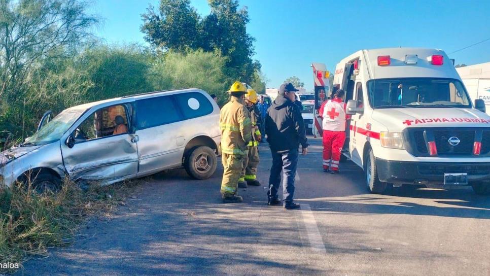 Aparatoso choque en la carretera a Las Glorias deja dos mujeres en el hospital