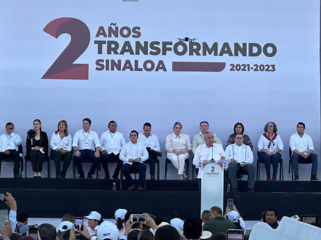 Rubén Rocha Moya durante su segundo informe de gobierno.