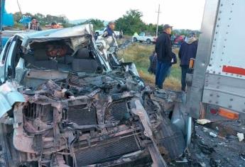 Fuerte Carambola en Autopista Culiacán-Mazatlán deja tres personas lesionadas