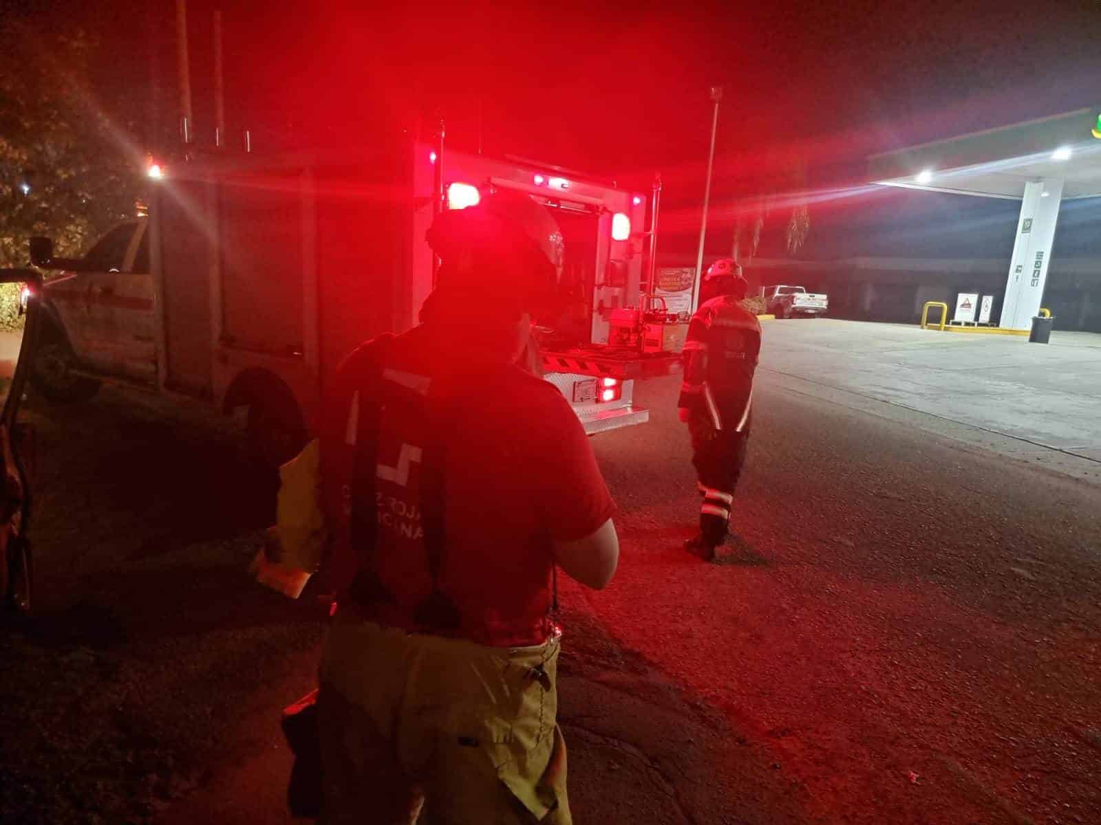 El adulto mayor fue trasladado al hospital. FOTO: Cortesía