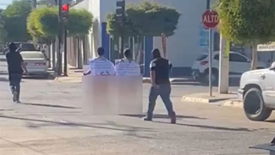 Los jóvenes tableados.