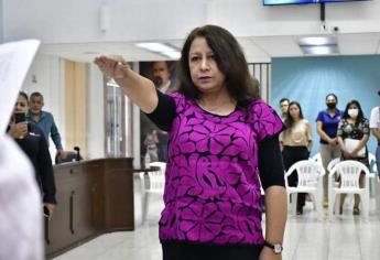 Directora del Immujer en Mazatlán se registra por la alcaldía de Mazatlán