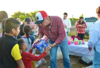 Caravana Navideña llega a comunidades del municipio de El Fuerte 