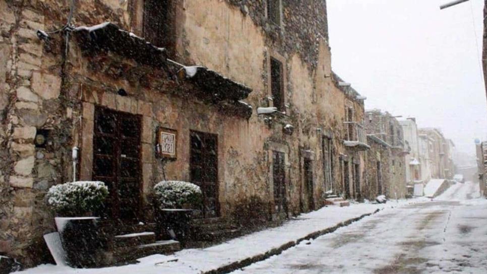 Este pueblo fantasma en México se vuelve una atracción turística cuando cae nieve