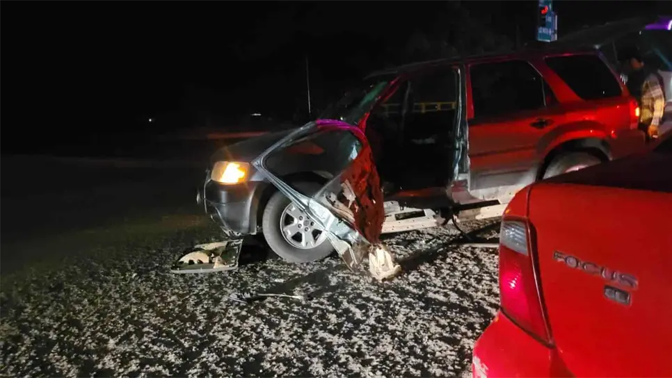 La unidad quedó destruida en su carrocería tras darse el brutal impacto.