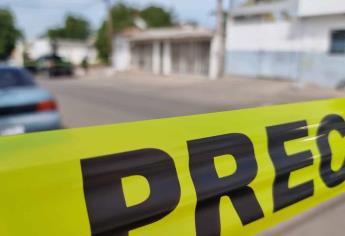 Gatilleros disparan contra la fachada de un taller en Culiacán
