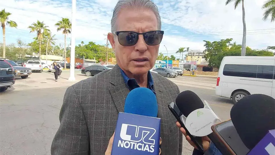 Señalan a elemento de PC en Ahome por venta ilegal de pirotecnia
