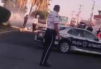 Se incendia una camioneta sobre el bulevar Maquío Clouthier, en Culiacán