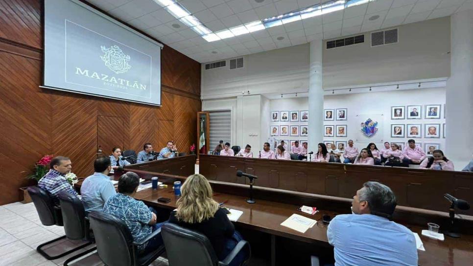 Trabajadores del Ayuntamiento de Mazatlán piden 9.5% de aumento salarial