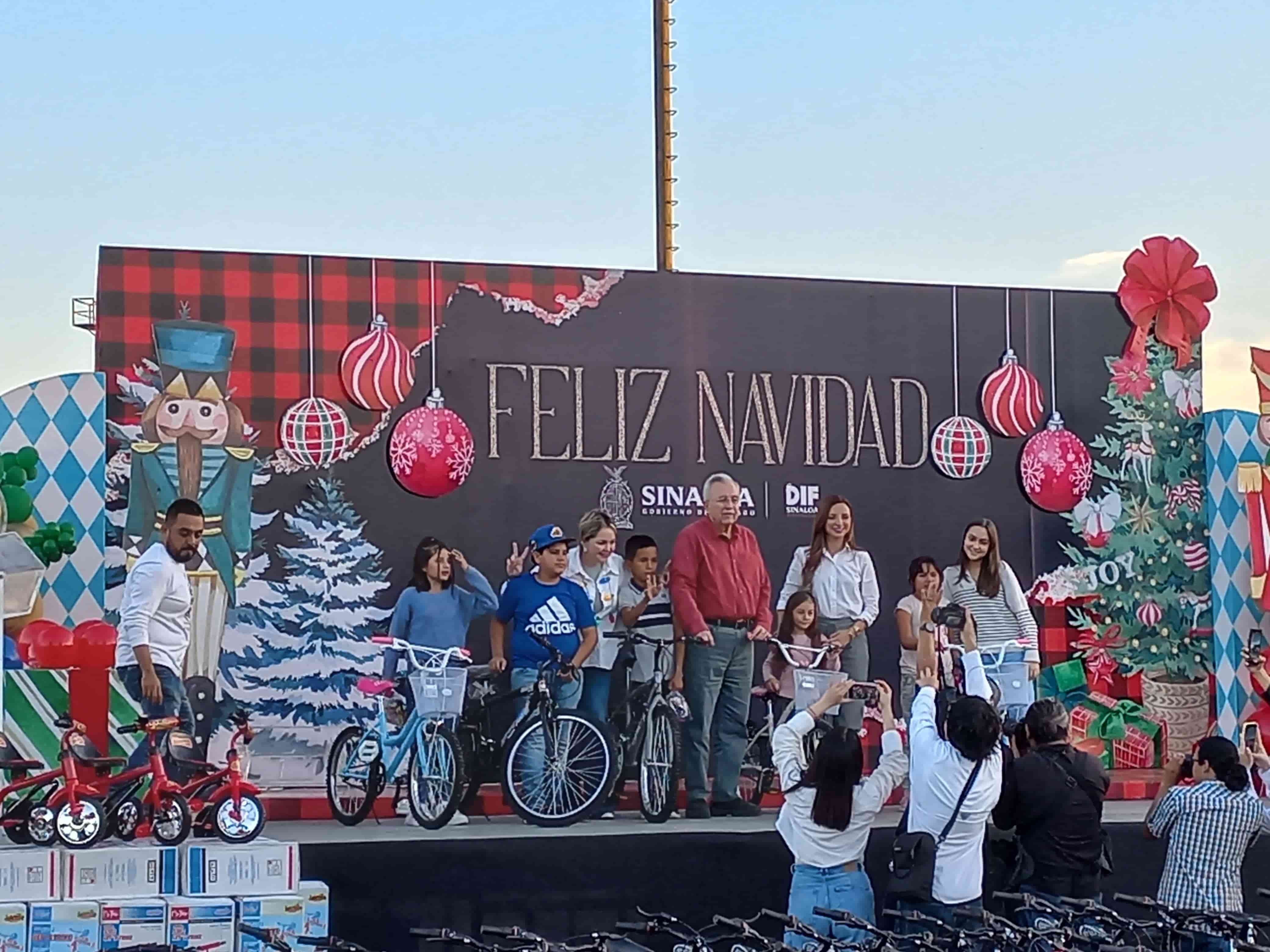 Se entregaron alrededor de 3 mil bicicletas. FOTO: Luz Noticias