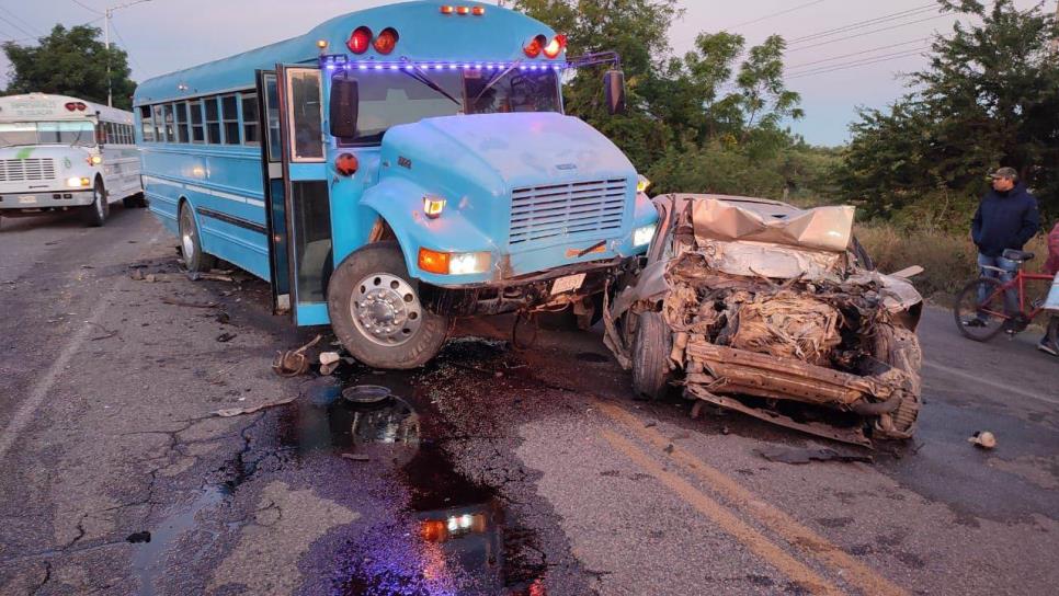 Muere jovencito tras chocar de frente contra camión agrícola en Costa Rica, Culiacán