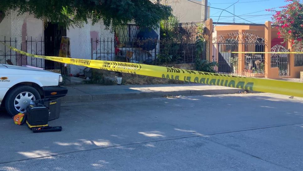 Localizan un cuerpo carbonizado en el patio de una casa en la Díaz Ordaz, Culiacán