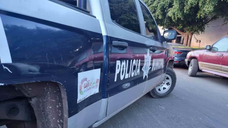 Sujetos armados asaltan a trabajador de una gasolinera en Culiacán