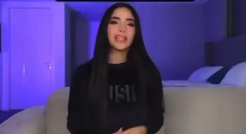 La bella joven ahora se dedicará a cuidar a sus dos hijos.