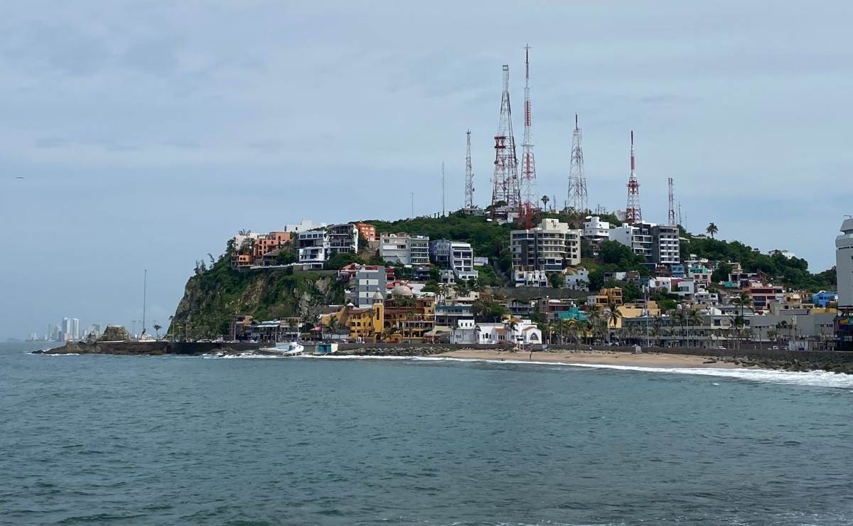 Así es la playa de Mazatlán por la que Cofepris alerta por presencia de heces fecales | FOTOS