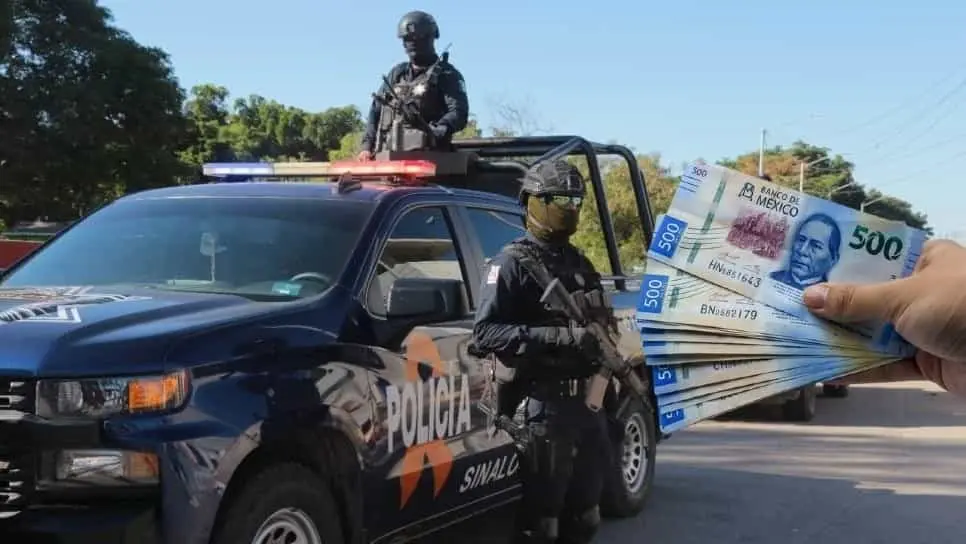 FOTO: Acompañamiento policial para el retiro de dinero.