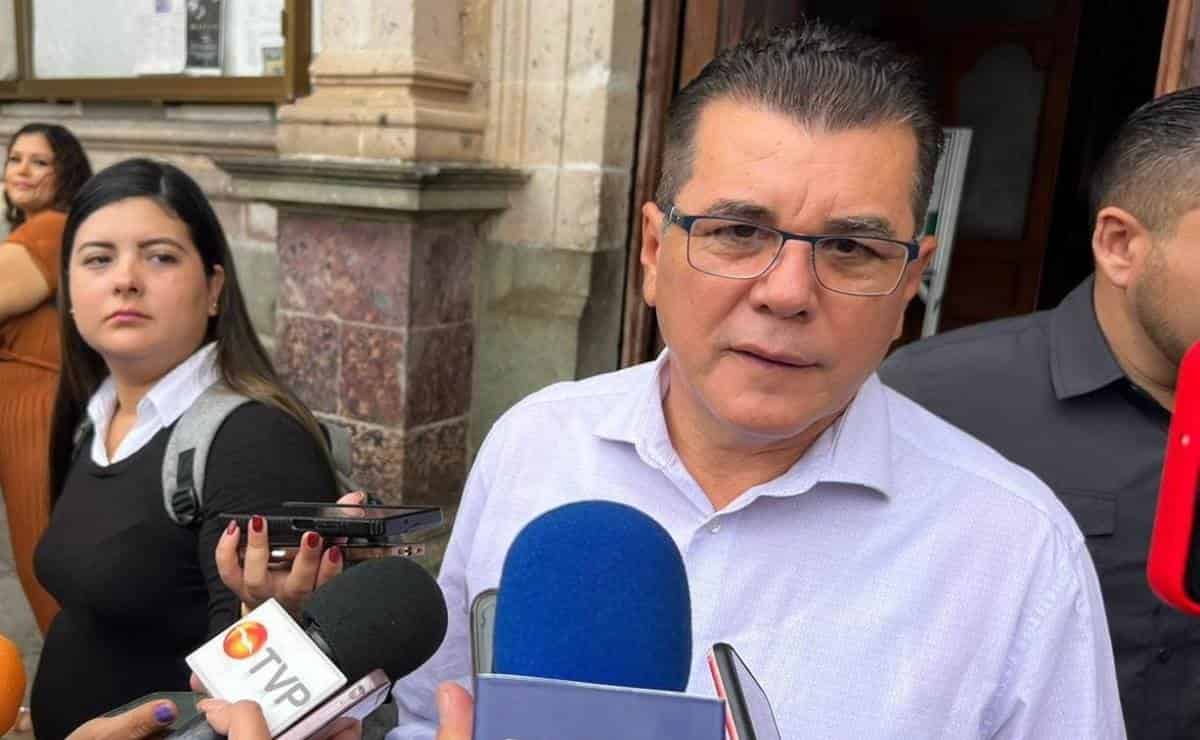 Alcalde de Mazatlán escribe su carta a «Santa Claus» con una larga lista de deseos en beneficio del municipio