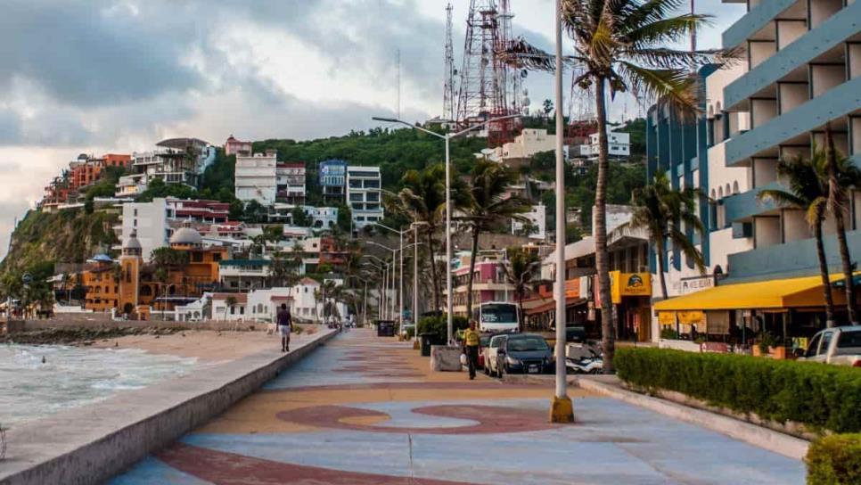 Olas Altas: por qué se llama así esta histórica playa de Mazatlán