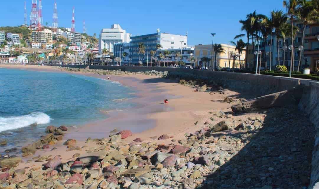 Pese a la alerta en Olas Altas por contaminación, bañistas puedes acudir a la playa: alcalde