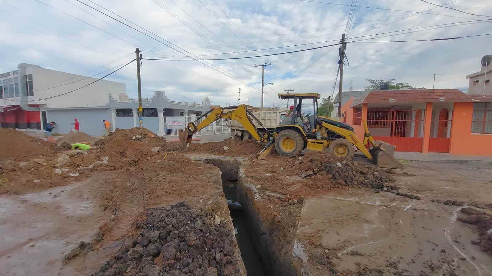 El drenaje en Mazatlán ha sido un problema durante años. FOTO: Cortesía