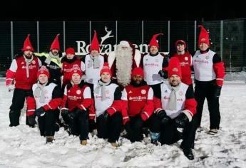 Este es el FC Santa Claus, el equipo más navideño del mundo