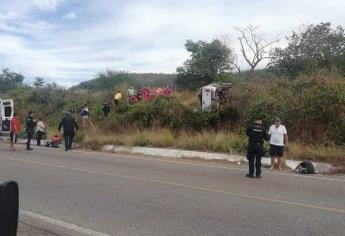 Una niña y dos adultos lesionados, el saldo de una volcadura en El Rosario 