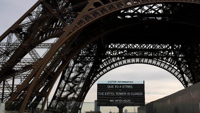 La Torre Eiffel es cerrada al público tras huelga de trabajadores