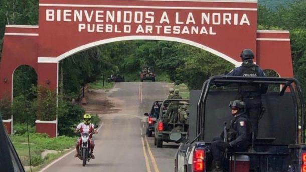 Detectan retén clandestino en Mazatlán; investigan a 30 policías