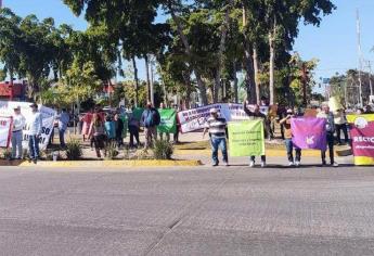 Protestan en calles de Los Mochis por designación de nuevo rector de la UAdeO