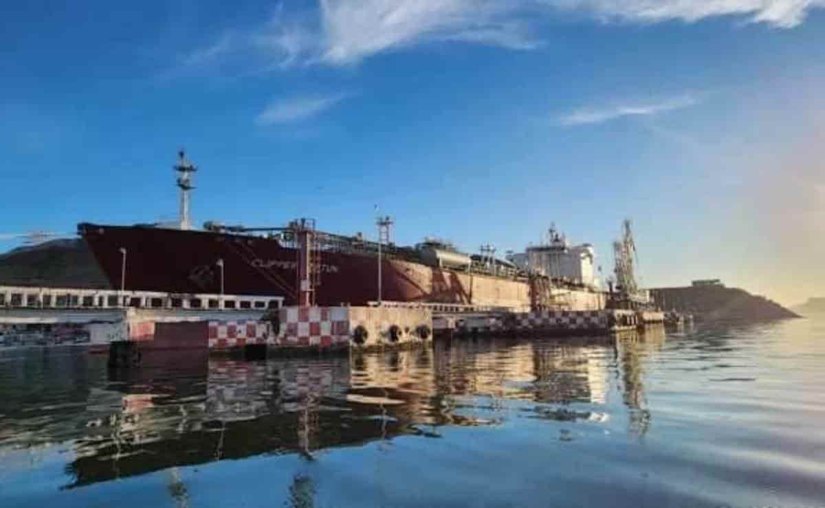 Por segundo día consecutivo, topeños se ahogan con olores a amoniaco