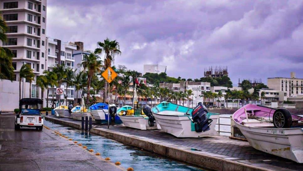 Fueron 20 mil bañistas los que visitaron las playas de Mazatlán este fin de semana