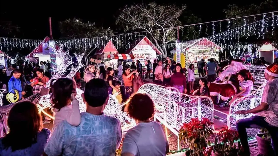 La espectacular Villa Navideña estará abierta al público hasta el domingo siete del presente mes.