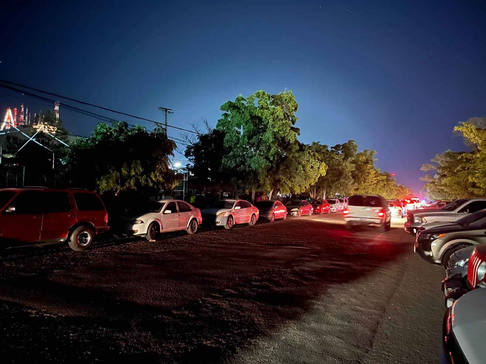 Aficionados señalan inseguridad y caos vial en el Chevron Park